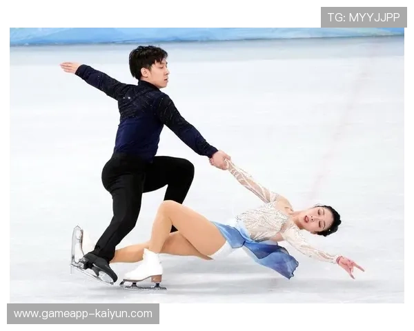 国际滑联花样滑冰大奖赛日本站开幕，隋文静-韩聪领衔双人滑角逐